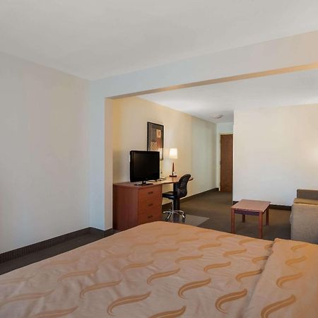 Quality Inn & Suites Chambersburg Εξωτερικό φωτογραφία