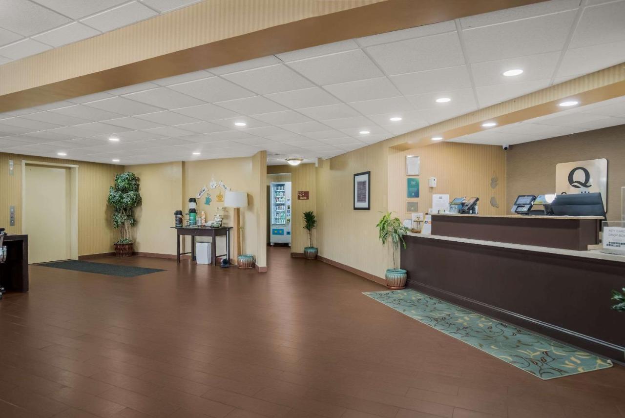 Quality Inn & Suites Chambersburg Εξωτερικό φωτογραφία