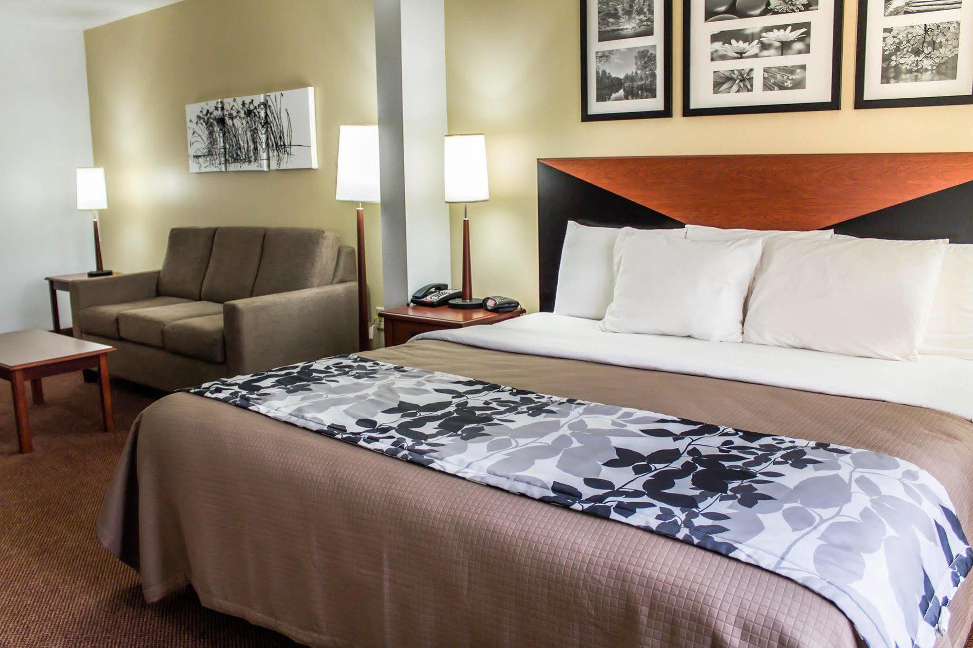 Quality Inn & Suites Chambersburg Εξωτερικό φωτογραφία